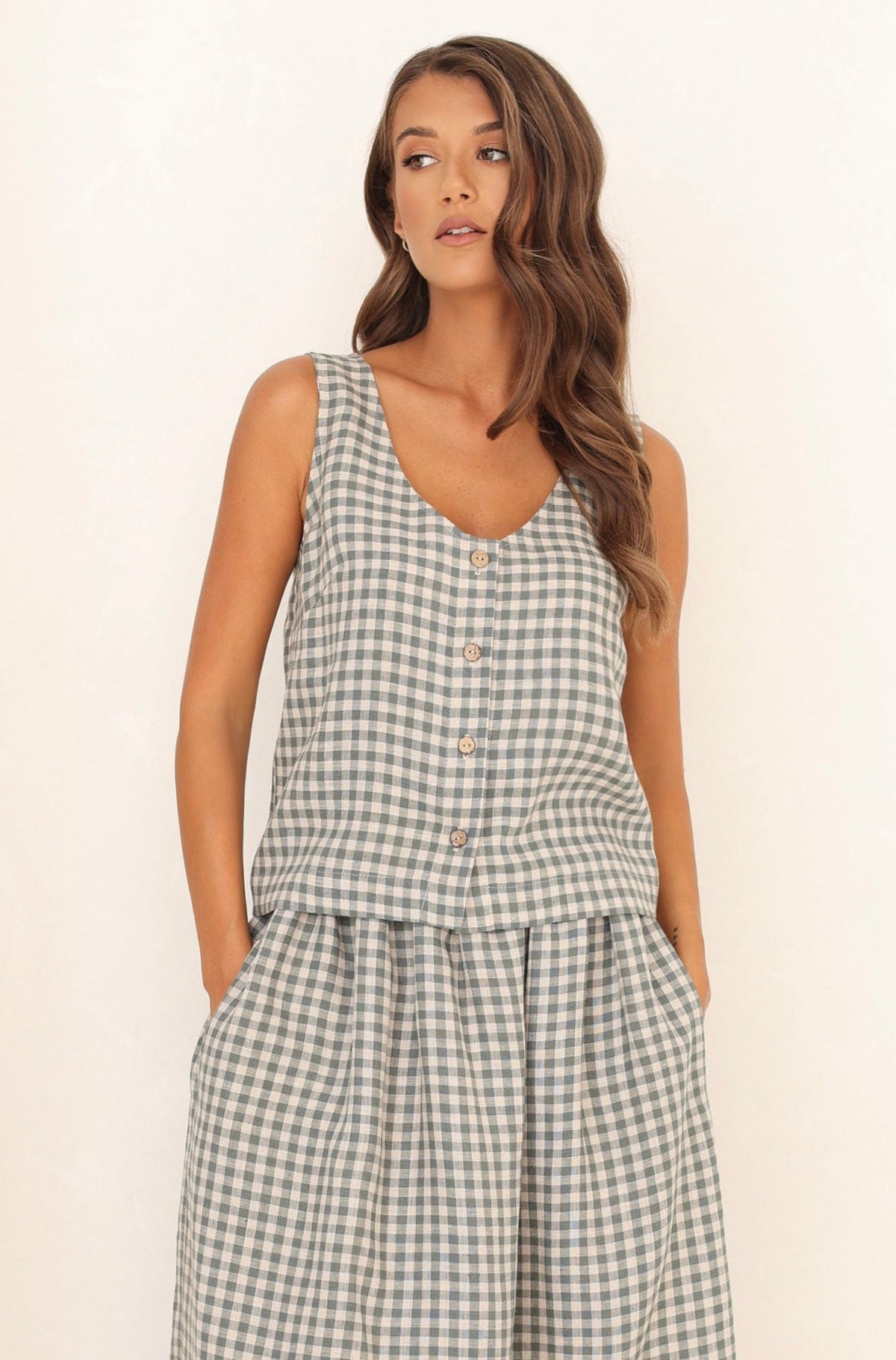 gingham, tank top, sustainable clothing, linen top, linen tops, basic linen top, blouses linen, linen blouse, linen tshirt, linen clothing, linen clothes, linen clothes women, sleeveless, clothes, linen, casual linen, pure linen, everyday linen