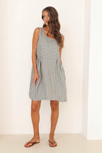 linen dress, gingham dress, check dress, checkered dress, gingham linen dress, mini gingham linen dress, gingham clothes, mini linen dress, basic linen dress, casual linen dress, European linen dress, Lithuanian linen dress, sleeveless linen dress,