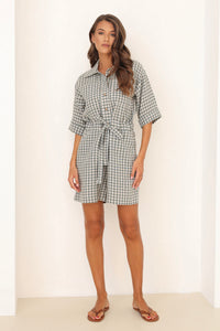 gingham linen, linen jumpsuit, gingham, linen shorts, linen gingham shorts, gingham clothes, linen clothing, linen clothes, linen clothes women, linen shirt, women shirt, linen romper women, leinen kleidung,  lithuanian linen, baltic linen