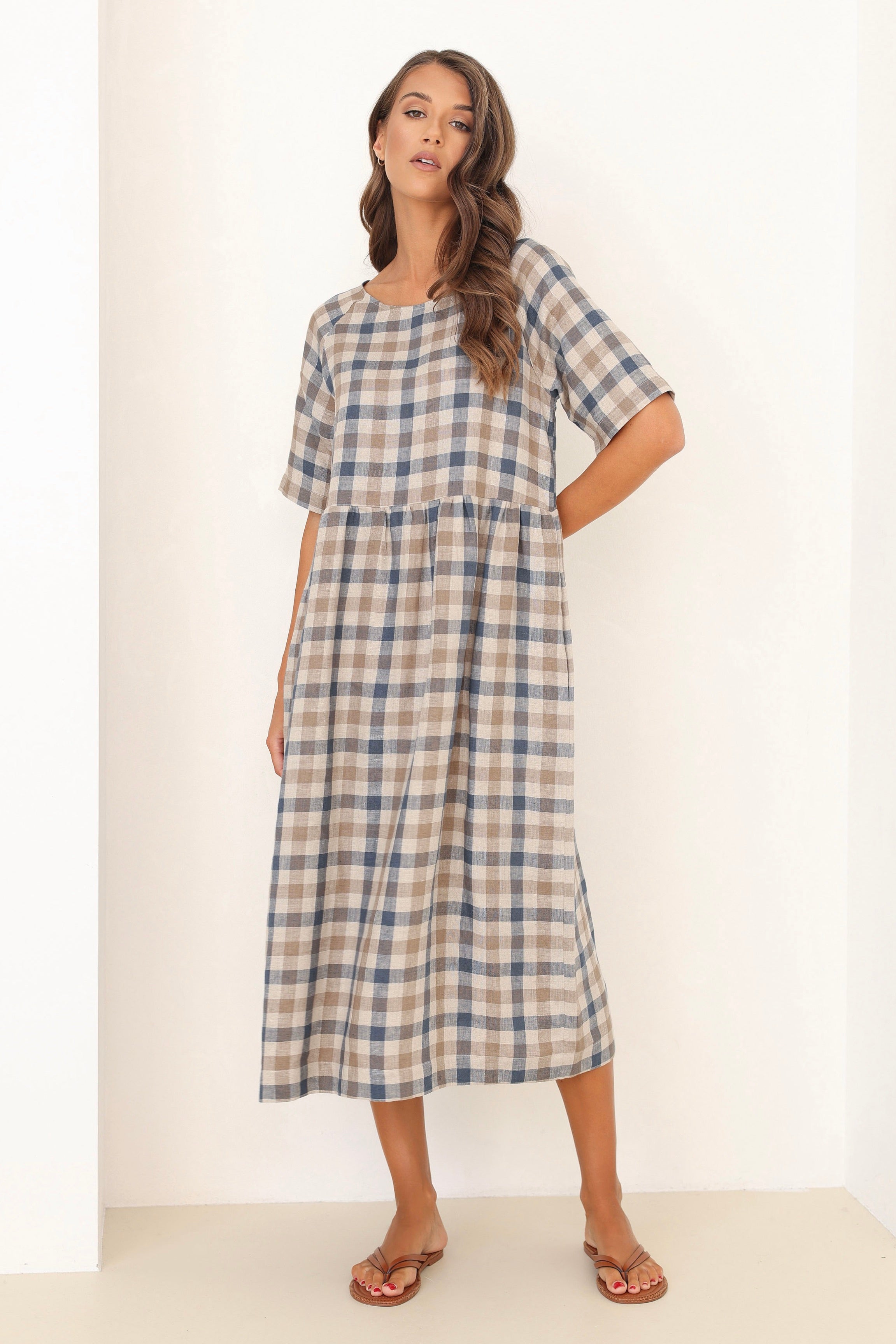Modest Linen Dress Short Sleeve in Blue Brown Gingham, Long Linen Dress With Pockets, relaxed fit linen summer dress, loose linen dress women, simple linen everyday dress, oversized linen dress women, slow fashion linen dress, casual linen dress for summer, eco friendly linen clothing women, sustainable linen dress handmade, earthy tone linen dress, neutral color linen dress